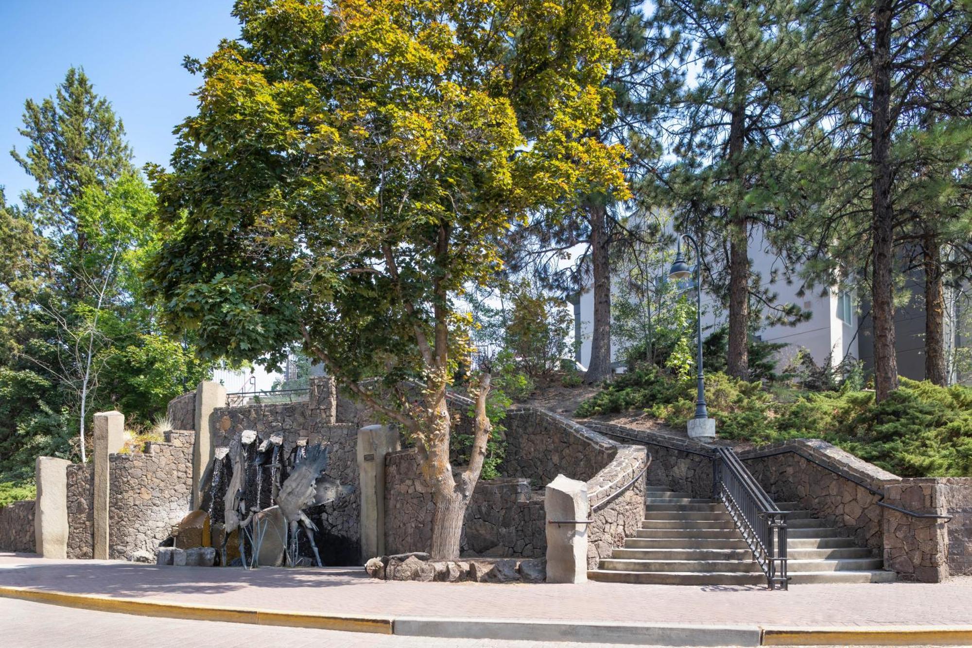 The Newberry Hotel Bend, Tapestry Collection By Hilton Exterior photo